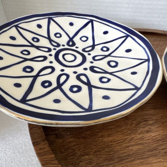 Set Of 2 Hand Painted 6.25” Blue And White Plate/Trinket Dishes Gold Rims - Picture 13 of 16